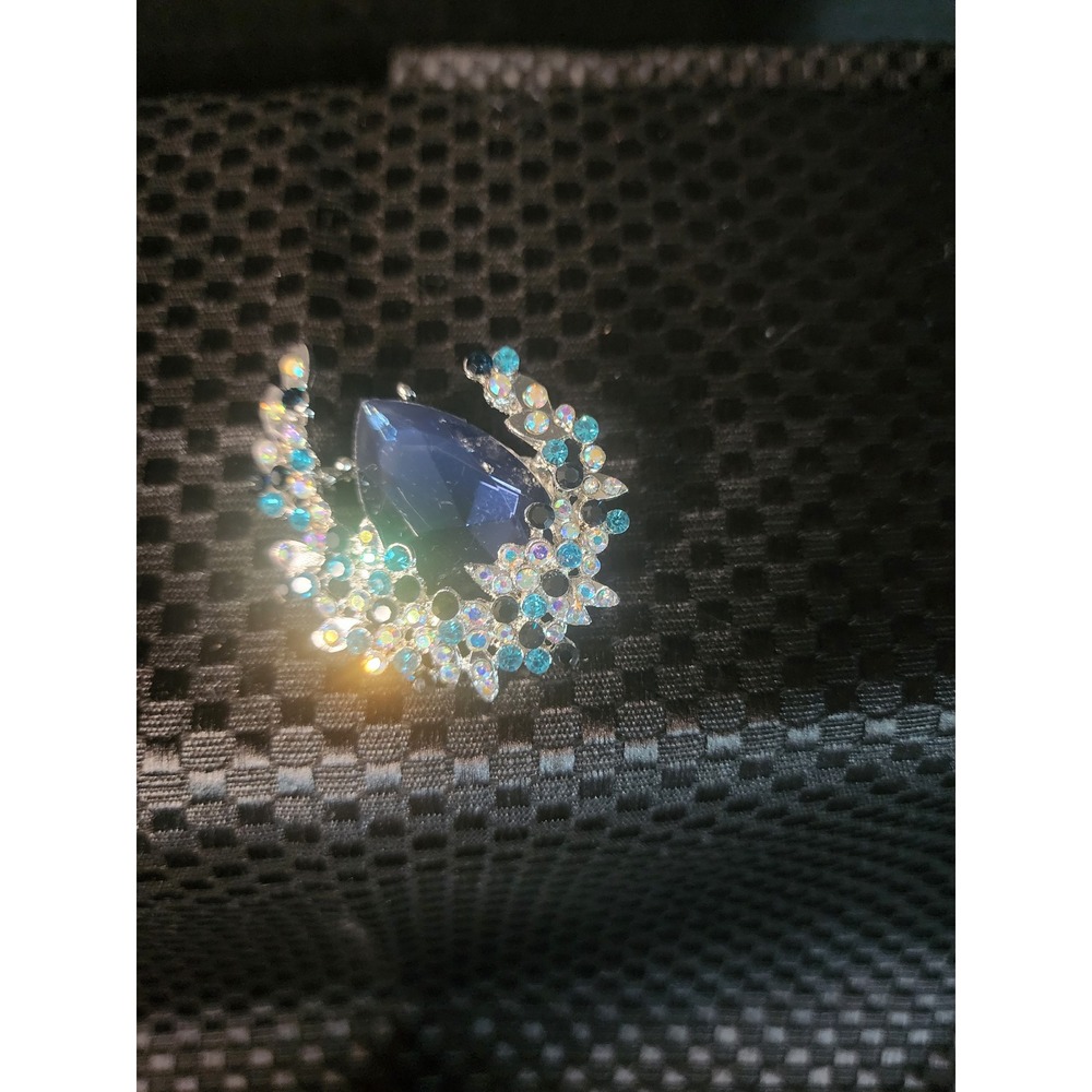 Vintage Silver Tone Blue Rhinestone Brooch Pin Aurora Borealis Crystal Pear Cut